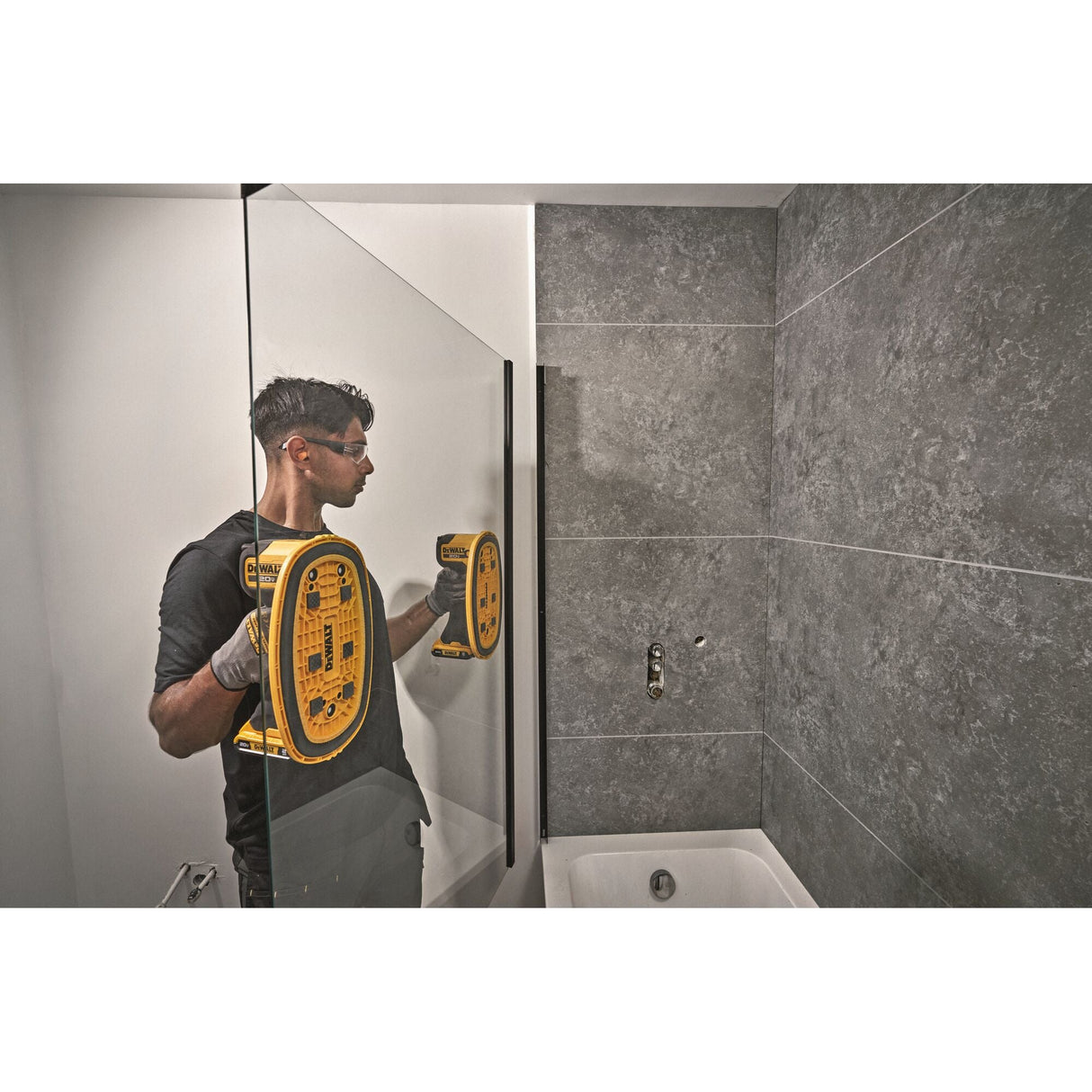 DEWALT DCE592D1 20V MAX* GRABO LIFTER Kit - Mississauga Hardware Centre Inc