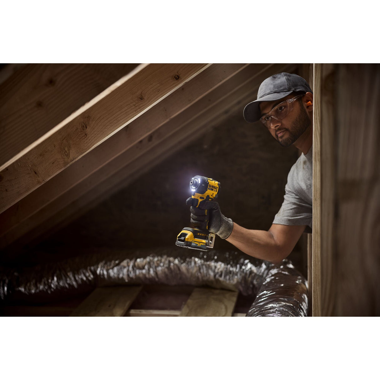 DEWALT DCF870B 20V MAX* XR® Brushless Cordless 1/4 in. Quiet Hydraulic Impact Driver (Tool Only) - Mississauga Hardware Centre Inc