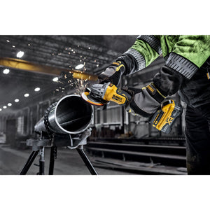DEWALT DCG410B 20V MAX* XR® Brushless Cordless 4 - 1/2 - 5 in. Angle Grinder (Tool Only) - Mississauga Hardware Centre Inc