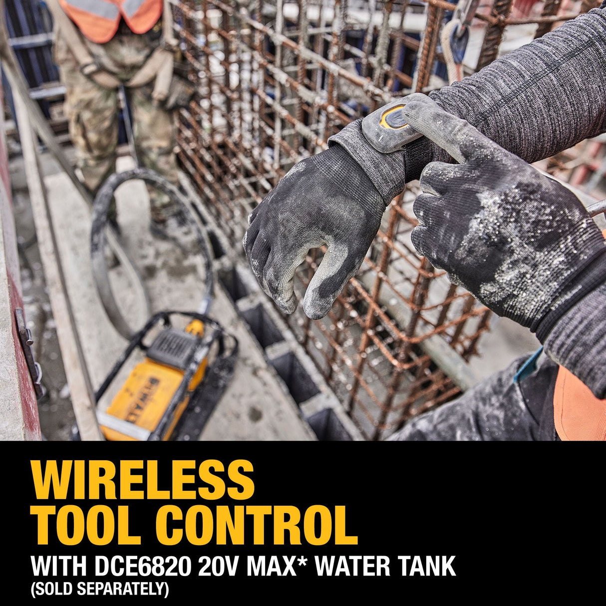 DEWALT DCPS320AG2 POWERSHIFT™ Vibrator Kit - Mississauga Hardware Centre Inc