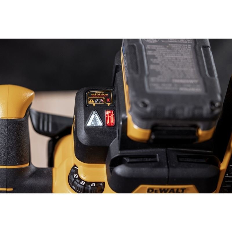 DEWALT DCW620B 20V MAX XR BRUSHLESS CORDLESS 2 - 1/4 PEAK HP PLUNGE ROUTER (TOOL ONLY) - Mississauga Hardware Centre Inc
