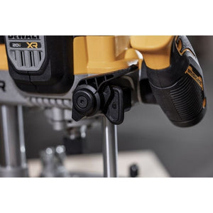 DEWALT DCW620B 20V MAX XR BRUSHLESS CORDLESS 2 - 1/4 PEAK HP PLUNGE ROUTER (TOOL ONLY) - Mississauga Hardware Centre Inc