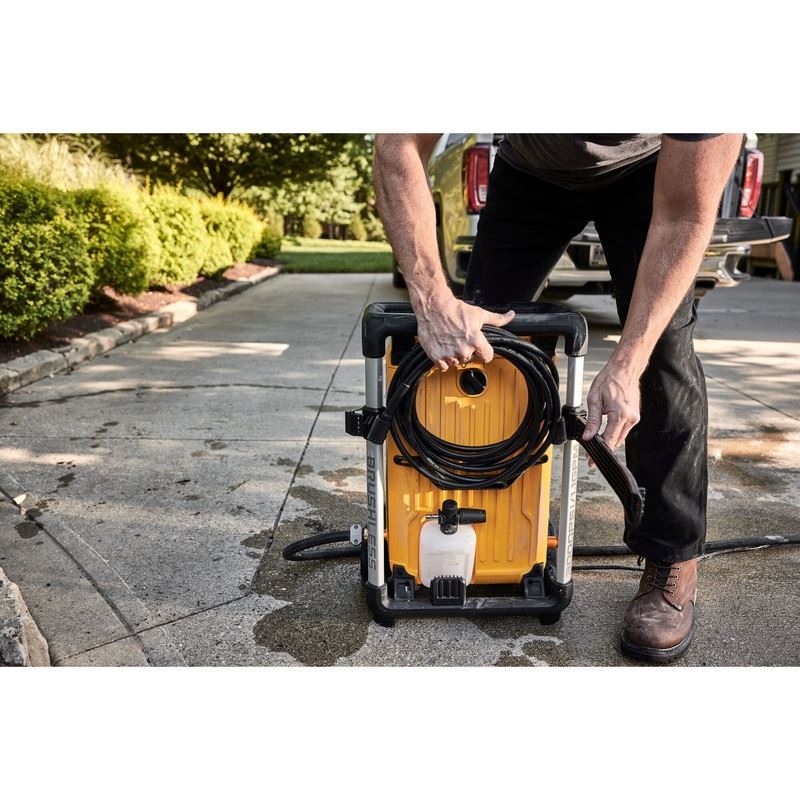 DEWALT DWPW3000 3000 MAX PSI 1.1 GPM 15 AMP Brushless Jobsite Electric Cold Water Pressure Washer - Mississauga Hardware Centre Inc