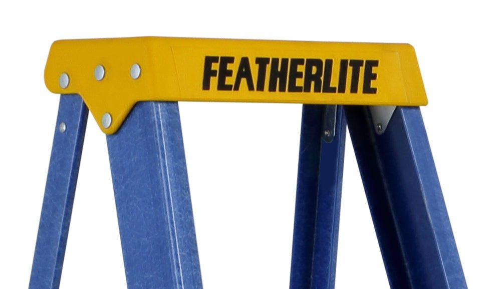 FEATHERLITE 6305 5′ HEAVY DUTY FIBERGLASS STEPLADDER - Mississauga Hardware Centre Inc