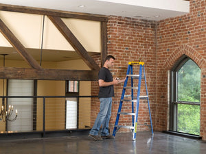 FEATHERLITE 6305 5′ HEAVY DUTY FIBERGLASS STEPLADDER - Mississauga Hardware Centre Inc