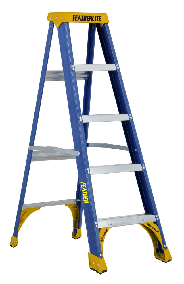 FEATHERLITE 6305 5′ HEAVY DUTY FIBERGLASS STEPLADDER - Mississauga Hardware Centre Inc