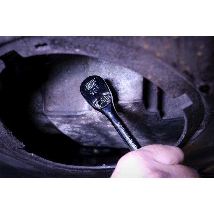 GEARWRENCH 81211T 3/8" Drive 90 - Tooth Teardrop Ratchet 8" - Mississauga Hardware Centre Inc