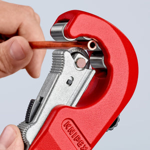 KNIPEX PIPE CUTTER - Mississauga Hardware Centre Inc