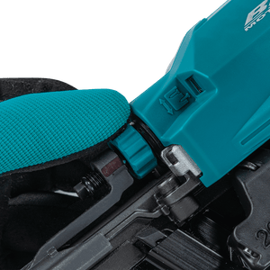 Makita DBN900ZK 18V LXT® Lithium‑Ion Cordless 30º Clipped Head 3‑1/2" Framing Nailer, Tool Only - Mississauga Hardware Centre Inc