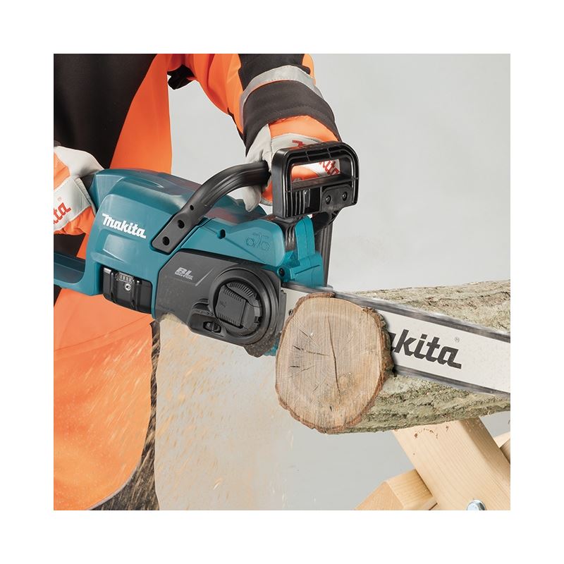 Makita DUC407RTX2 18V LXT Brushless 16in Rear Handle Chainsaw Kit - Mississauga Hardware Centre Inc