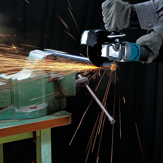 Makita GA051GZ 40Vmax XGT Brushless 6" Angle Grinder w/Paddle Switch - Tool Only - Mississauga Hardware Centre Inc