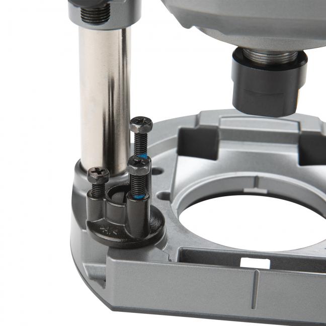 Makita RP001GZ01 40Vmax XGT Brushless Plunge Router - Mississauga Hardware Centre Inc