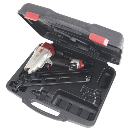 MAX NF665A/15 15ga Angled Finish Nailer up to 2 - 1/2in - Mississauga Hardware Centre Inc