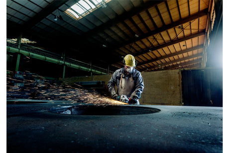 Metabo W 24 - 180 MVT 7" Angle Grinder - Mississauga Hardware Centre Inc