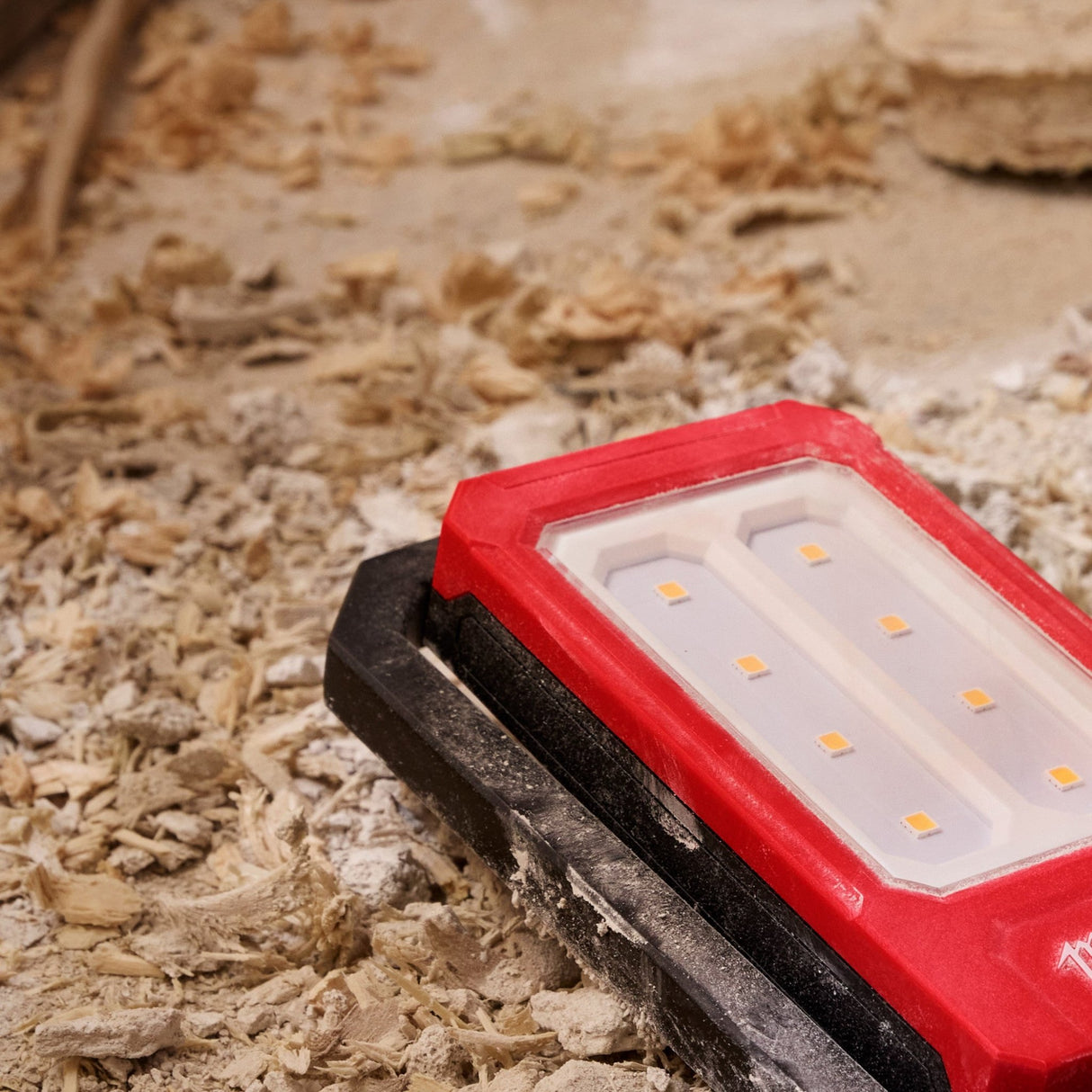 Milwaukee 2013R Milwaukee® Rechargeable Low - Profile Magnetic Task Light - Mississauga Hardware Centre Inc