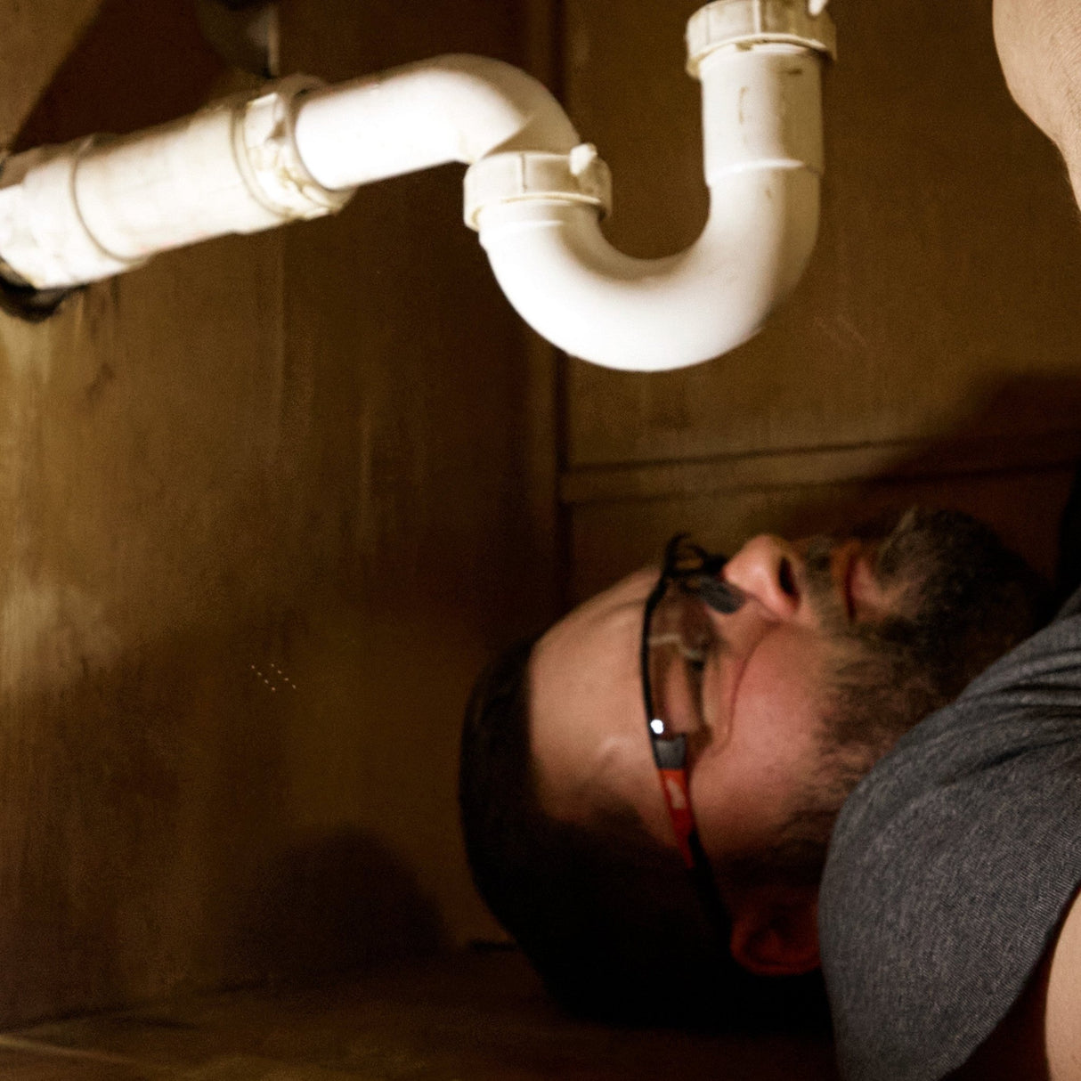 Milwaukee 2013R Milwaukee® Rechargeable Low - Profile Magnetic Task Light - Mississauga Hardware Centre Inc