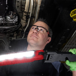 Milwaukee 2129 - 20 M18™ Magnetic Extendable Boom Light - Mississauga Hardware Centre Inc