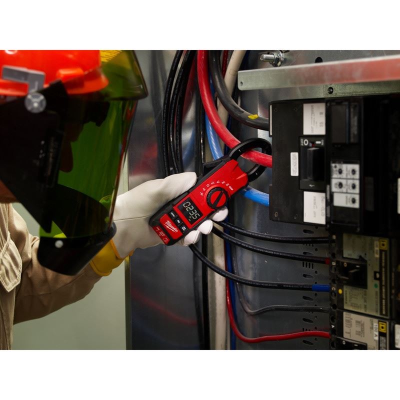 Milwaukee 2237 - 20 Clamp Meter - Mississauga Hardware Centre Inc