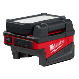 Milwaukee 2359 - 20 M18™ ROVER™ Compact Folding Flood Light w/ USB Charging - Mississauga Hardware Centre Inc