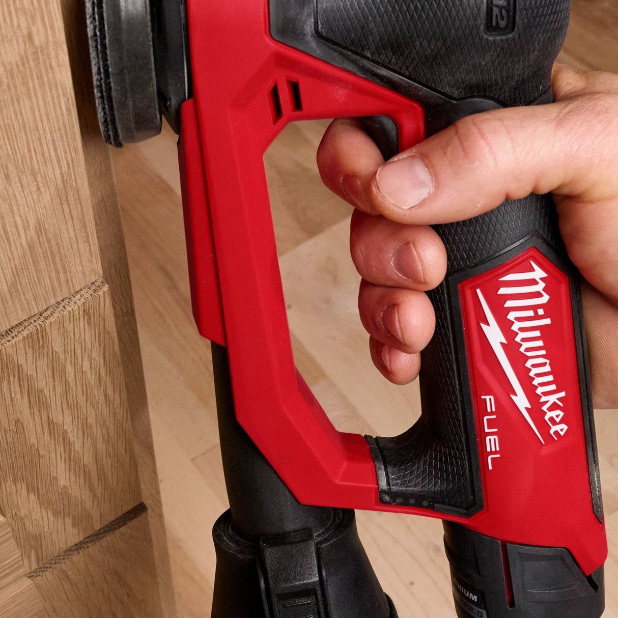 Milwaukee 2535 - 20 M12 FUEL™ 3" Random Orbital Detail Sander - Mississauga Hardware Centre Inc