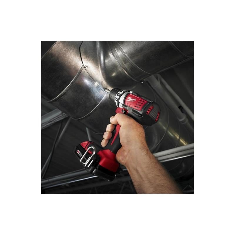 Milwaukee | 2601 - 22 18V Lithium - Ion Compact Drill Driver Kit - Mississauga Hardware Centre Inc