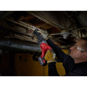 Milwaukee 2621 - 21P M18 SAWZALL Reciprocating Saw Kit w/5 AMP battery - Mississauga Hardware Centre Inc