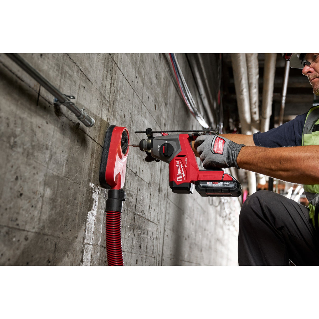 Milwaukee 2908 - 22DE M18 FUEL™ 5/8" SDS Plus Rotary Hammer w/ Dust Extractor Kit - Mississauga Hardware Centre Inc