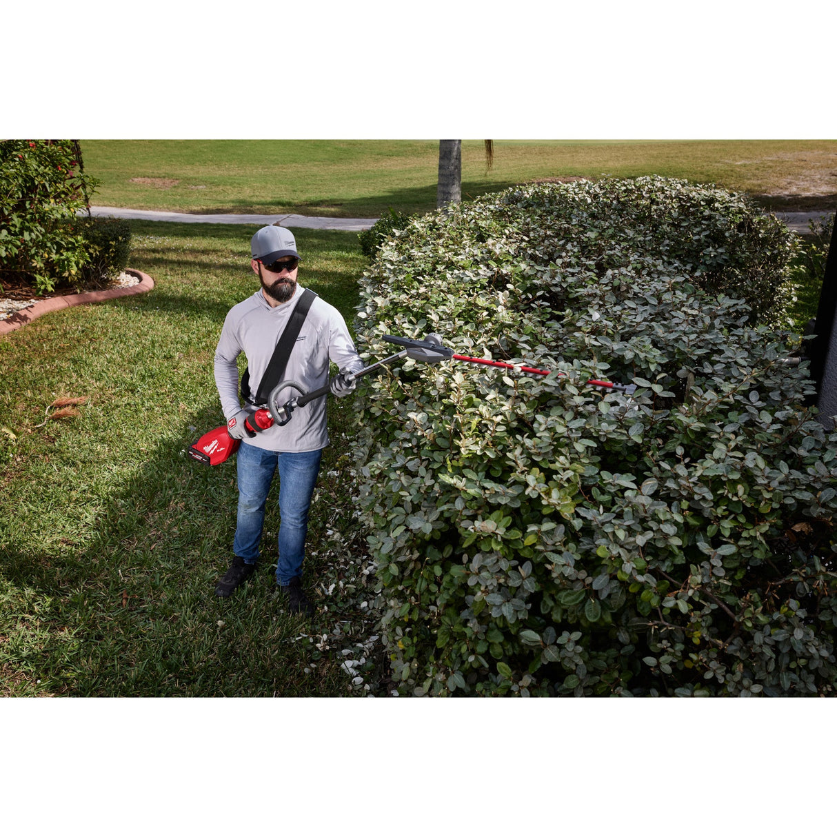 Milwaukee 3012 - 20 M18 FUEL™ Pole Articulating Hedge Trimmer - Mississauga Hardware Centre Inc