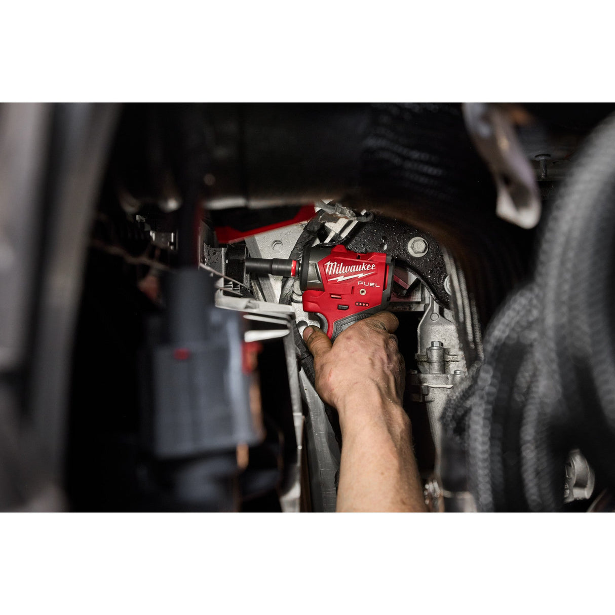 Milwaukee 3049 - 22 M12 FUEL™ 3/8" Subcompact Impact Wrench w/ Friction Ring Kit - Mississauga Hardware Centre Inc