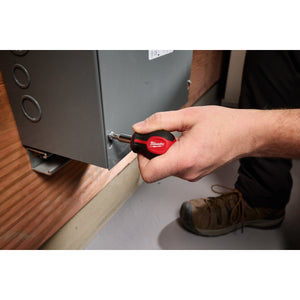 Milwaukee 48 - 22 - 2762 6 - IN - 1 Stubby Multi - Bit Screwdriver - Mississauga Hardware Centre Inc