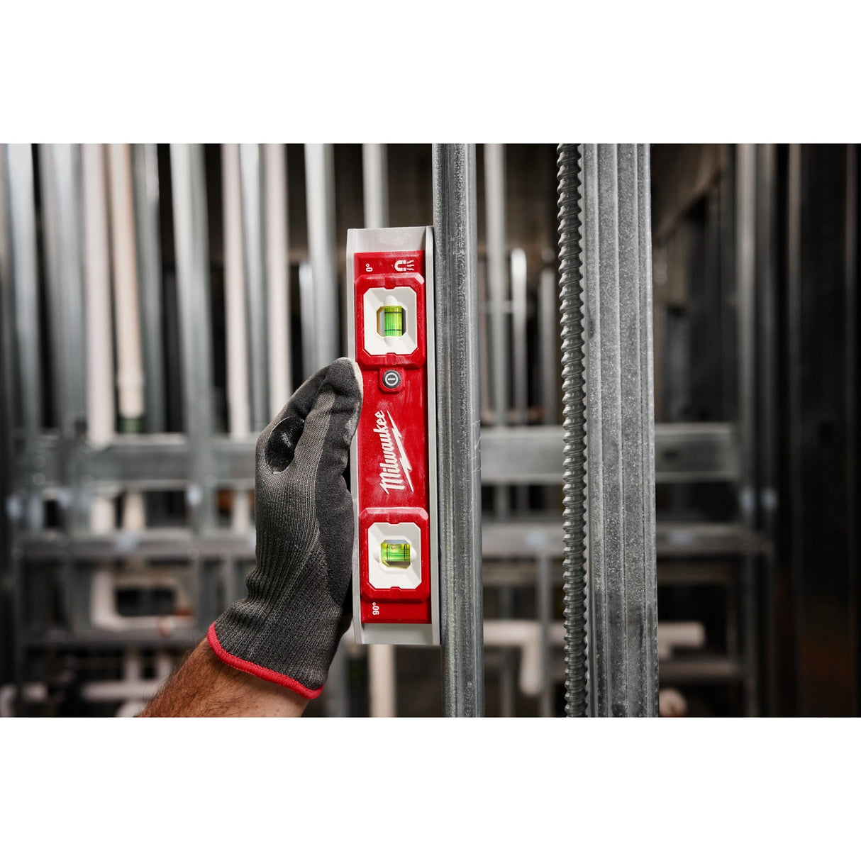 Milwaukee 48 - 22 - 5105 9" Torpedo Level with Lighted Vials - Mississauga Hardware Centre Inc