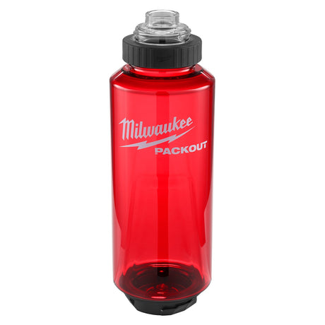 Milwaukee 48 - 22 - 8373R PACKOUT™ 48oz Bottle with Chug Lid - RED - Mississauga Hardware Centre Inc