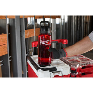 Milwaukee 48 - 22 - 8373R PACKOUT™ 48oz Bottle with Chug Lid - RED - Mississauga Hardware Centre Inc