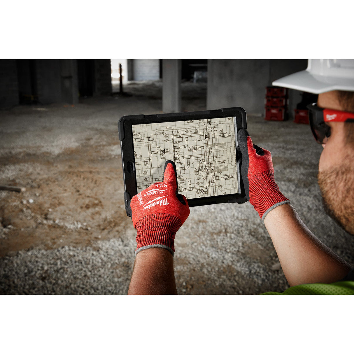 Milwaukee 48 - 22 - 8947 Cut Level 4 Nitrile Dipped Gloves (Large) - Mississauga Hardware Centre Inc