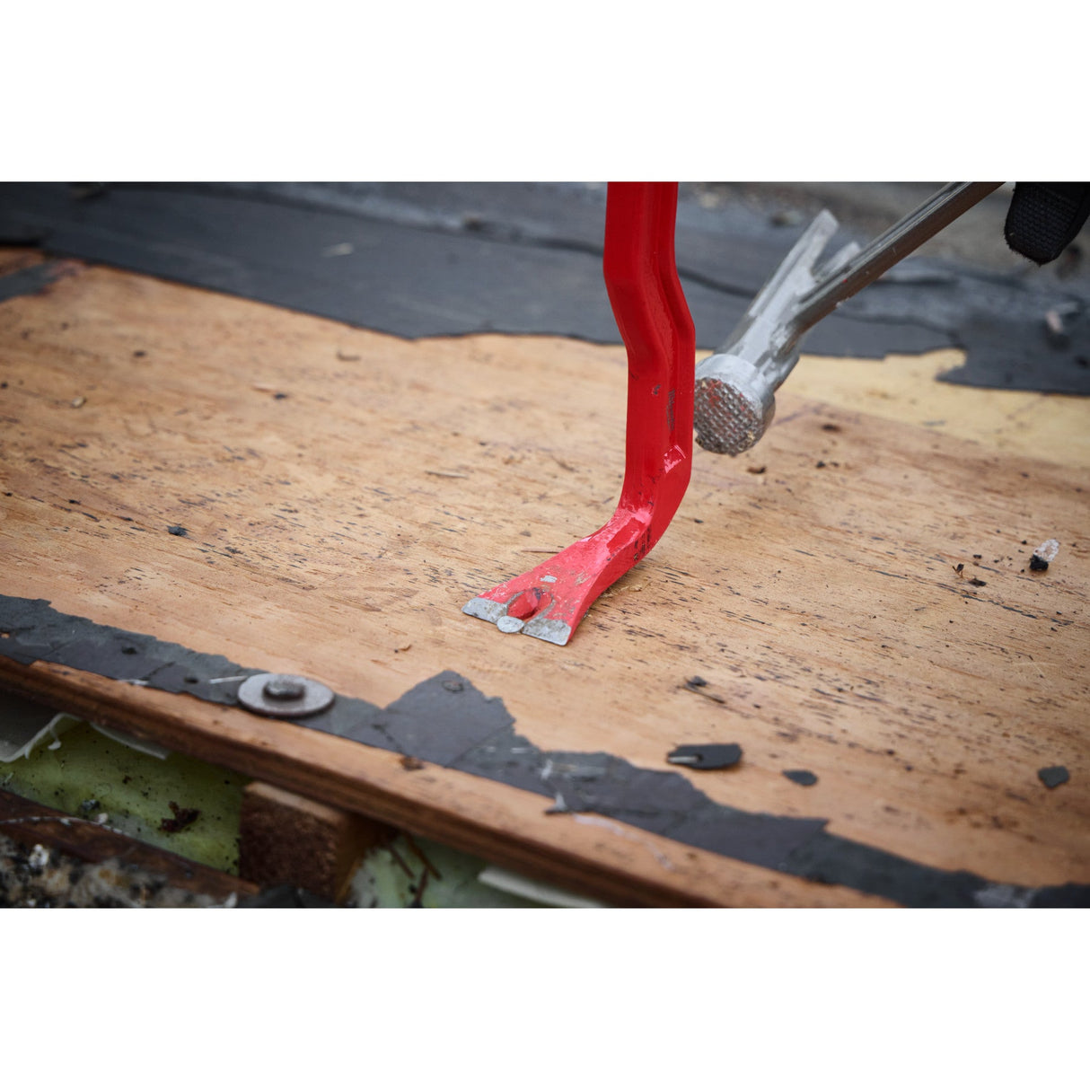 Milwaukee 48 - 22 - 9070 18" Wrecking Bar - Mississauga Hardware Centre Inc