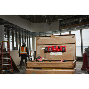 Milwaukee 48 - 59 - 1804 M18™ and M12™ Gangbox Rapid Charger - Mississauga Hardware Centre Inc