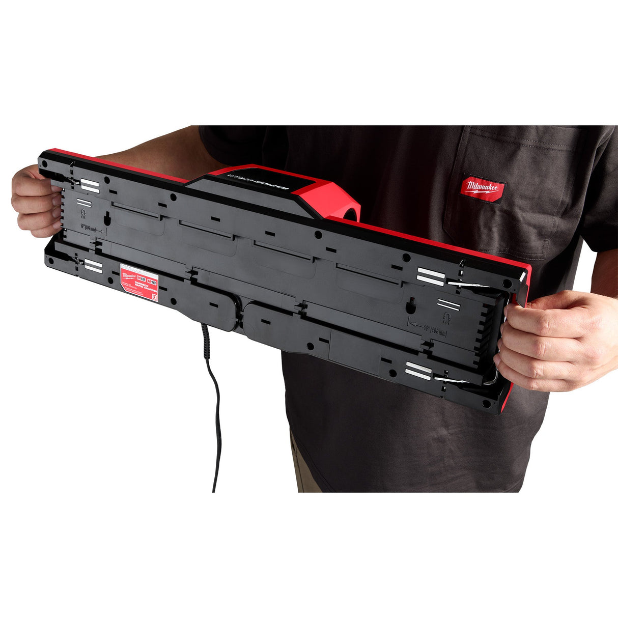 Milwaukee 48 - 59 - 1804 M18™ and M12™ Gangbox Rapid Charger - Mississauga Hardware Centre Inc