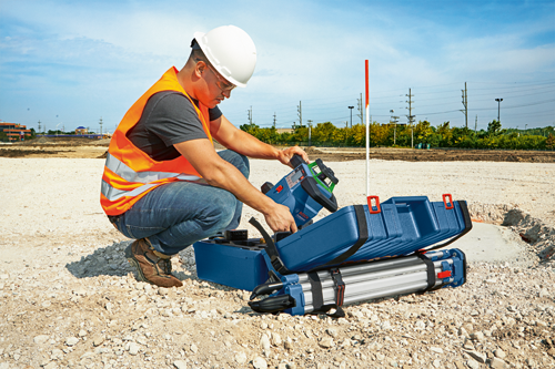 Bosch GRL4000-90CHVGK 18V REVOLVE4000 Connected Green-Beam Self-Leveling Horizontal/Vertical Rotary Laser Kit with (1) CORE18V® 4 Ah Advanced Power Battery