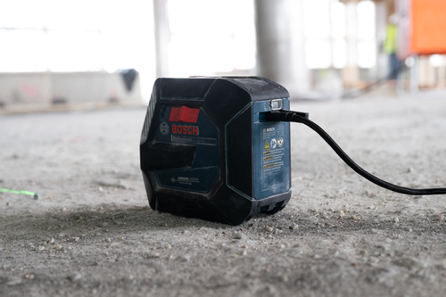 BOSCH GLL100-42GL 3.7V Green-Beam Self-Leveling Cross-Line Laser with Li-Ion Battery