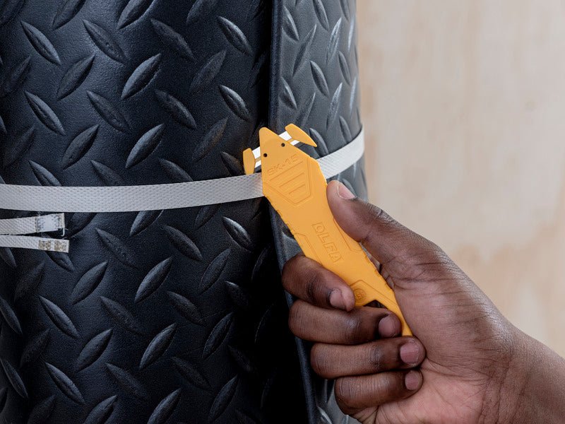 OLFA 1130318 SK - 15/DSB Disposable Concealed Blade Safety Knife - Mississauga Hardware Centre Inc