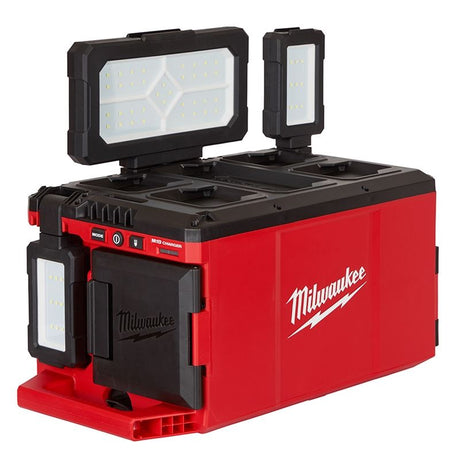 2357 - 20 M18 18 Volt Lithium - Ion Cordless PACKOUT Light/Charger - Tool Only - Mississauga Hardware Centre Inc