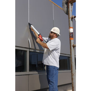 2442 - 21 M12 12 Volt Lithium - Ion Cordless Sausage Caulk Gun Kit - Mississauga Hardware Centre IncMilwaukee2442-21