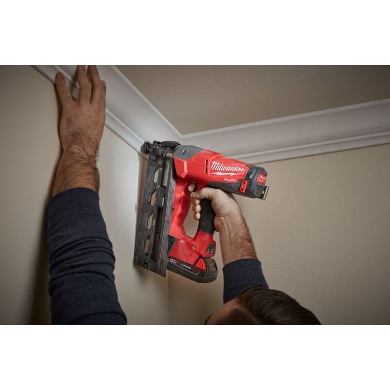 2742 - 20 M18 FUEL 18 Volt Lithium - Ion Brushless Cordless 16 Gauge Angle Finish Nailer - Tool Only - Mississauga Hardware Centre IncMilwaukee2742-20
