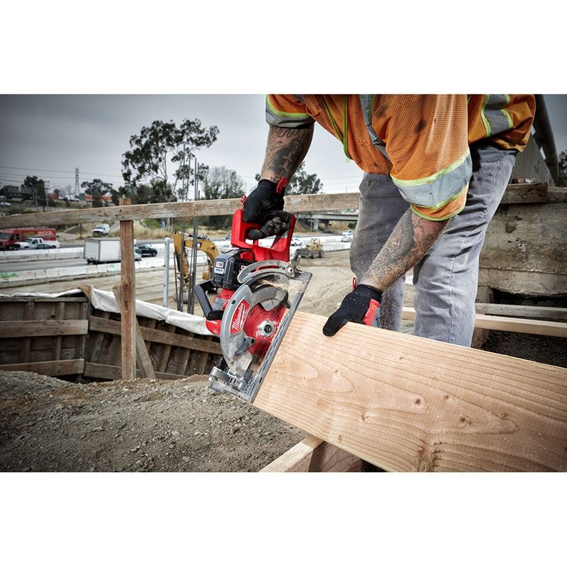 2830 - 21HD M18 FUEL 18 Volt Lithium - Ion Brushless Cordless Rear Handle 7 - 1/4 in. Circular Saw Kit - Mississauga Hardware Centre IncMilwaukee2830-21HD