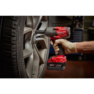 2861 - 22 M18 FUEL 18 Volt Lithium - Ion Brushless Cordless Mid - Torque Impact Wrench 1/2 in. Friction Ring - 5.0 Kit - Mississauga Hardware Centre IncMilwaukee2861-22