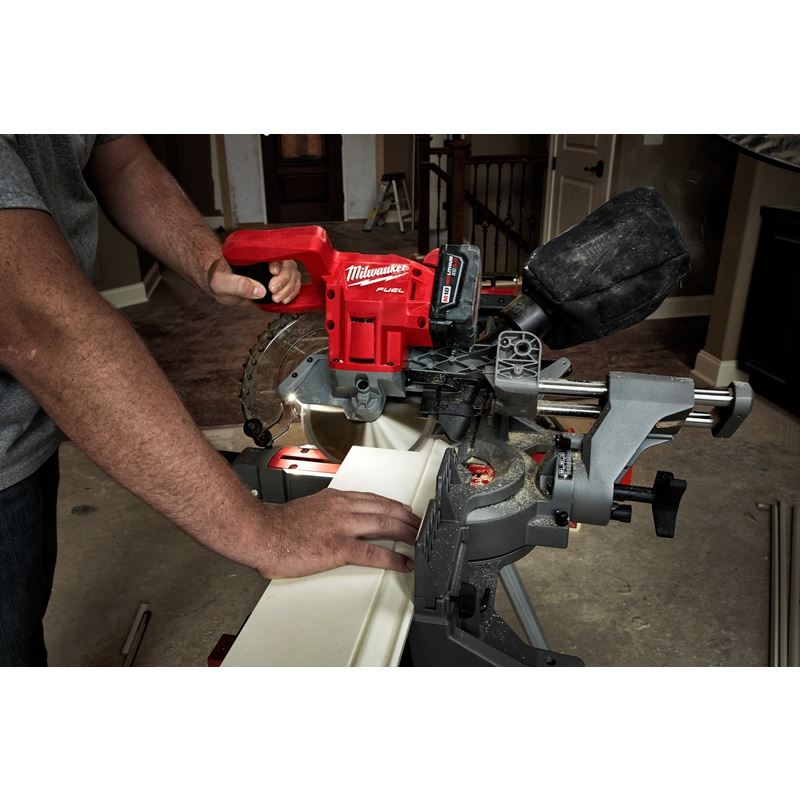 48 - 08 - 0551 Folding Miter Saw Stand - Mississauga Hardware Centre IncMilwaukee48-08-0551