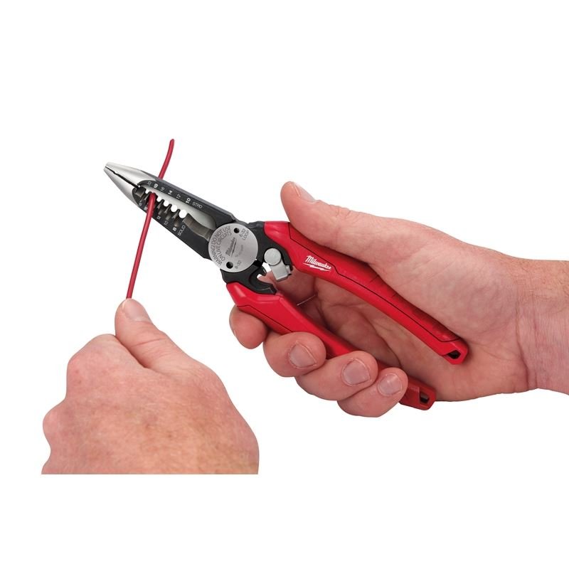 48 - 22 - 3079 Electricians Combination Wire Pliers - Mississauga Hardware Centre IncMilwaukee48-22-3079