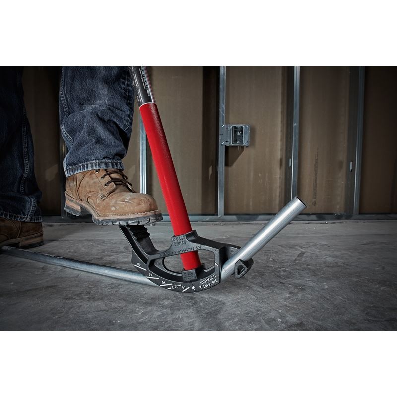 48 - 22 - 4081 3/4 in. Iron Conduit Bender - Mississauga Hardware Centre IncMilwaukee48-22-4081
