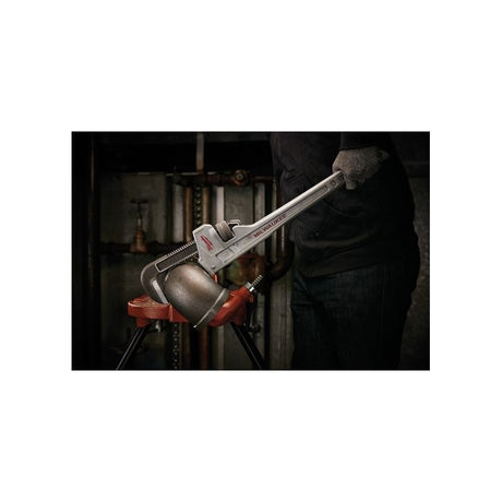 48 - 22 - 7224 24 in. Aluminum Pipe Wrench - Mississauga Hardware Centre Inc