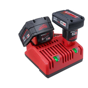 48 - 59 - 1812 M18 M12 18 Volt/12 Volt Multi - Voltage Charger - Mississauga Hardware Centre IncMilwaukee48-59-1812